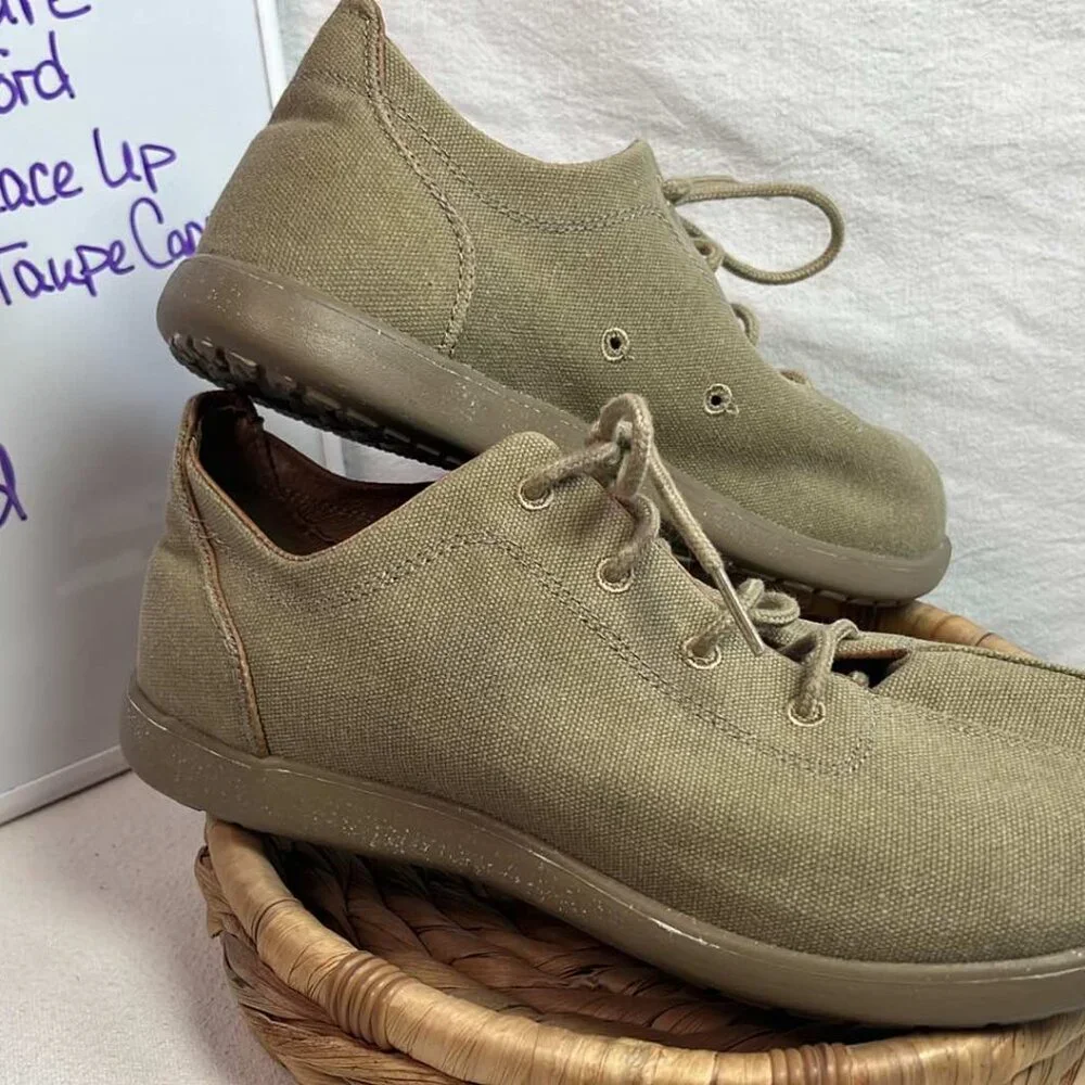 Crocs Men's Khaki‎ Canvas Lace Up Oxfords SZ 9M Office Casual Hipster Comfort